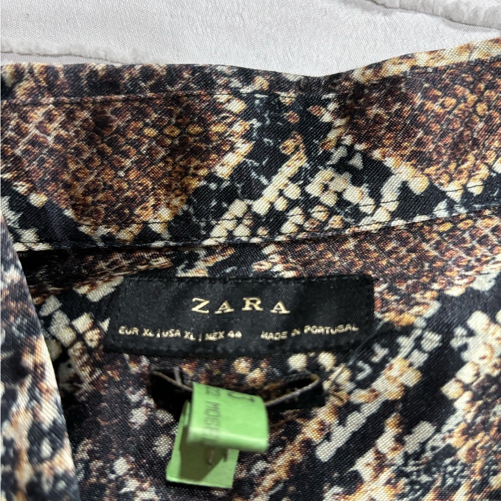Mens ZARA Snakeskin button down shirt